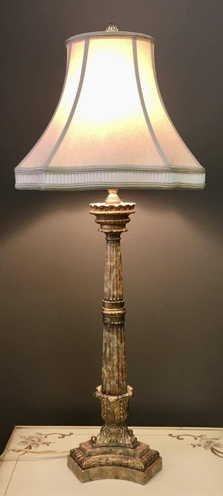 Resin Column Fluted w/Acanthus Leaves LAMP