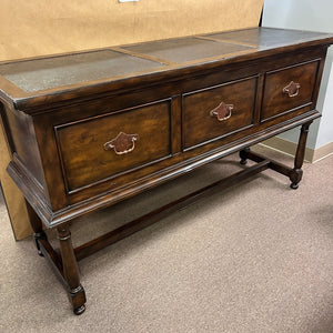 Sideboard w/ 3 Drawers