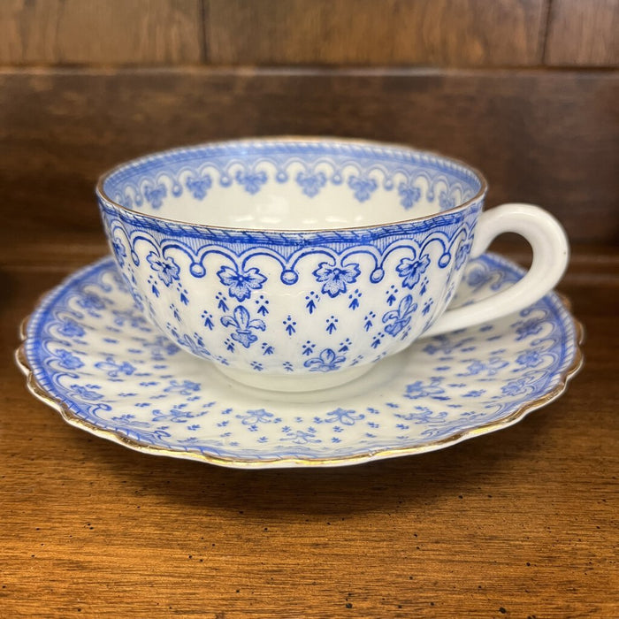 Set of 6 Cups & Saucers ACC