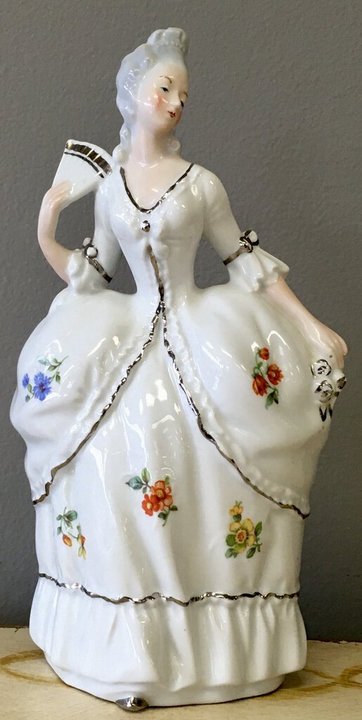 Porcelain Vase Woman w/Fan